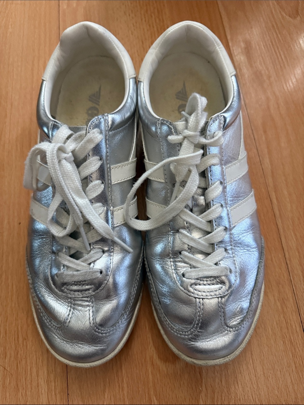 Gola Silver and White Low-Top Sneakers